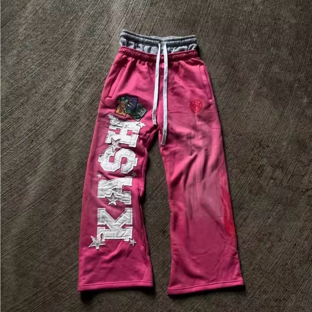 Black or pink sweatpants
